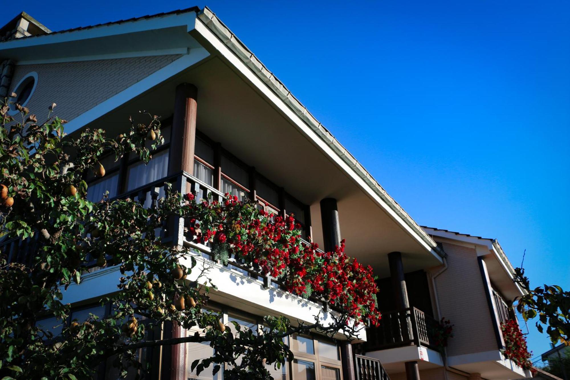 Hotel Cosma House Hinojedo Zewnętrze zdjęcie