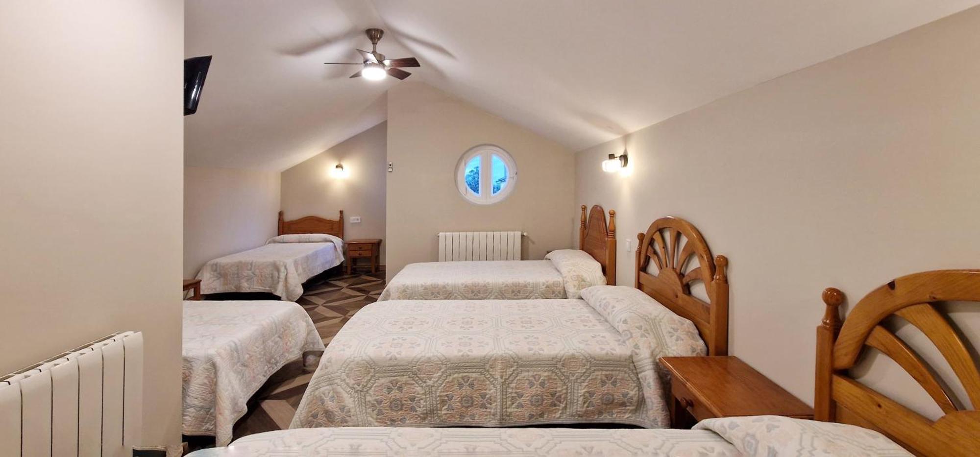 Hotel Cosma House Hinojedo Zewnętrze zdjęcie